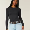Seamless Fabric Long-Sleeve Crew Top