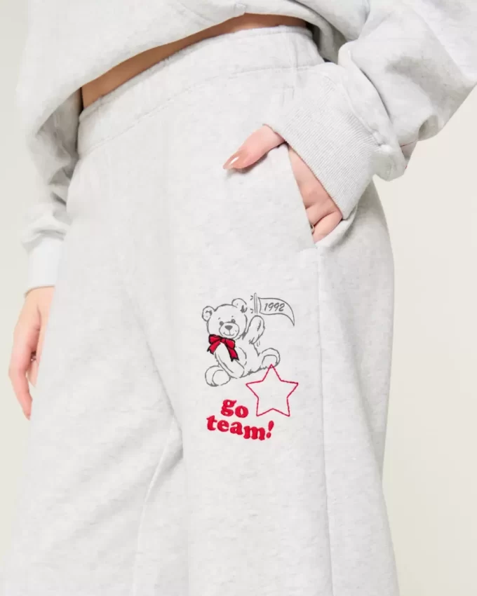 Sporty Graphic Wide-Leg Sweatpants