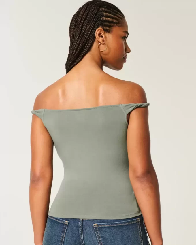 Twisted Off-the-Shoulder New York City Graphic Tee